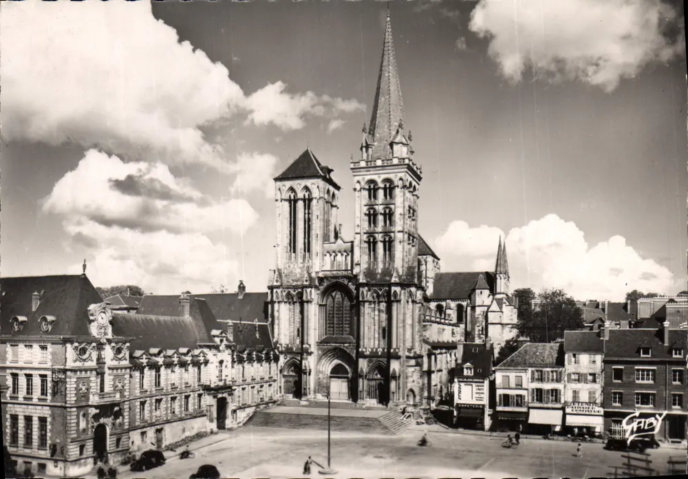 Lisieux (Calvados) — A Catedral — Éditions Gaby - Frente