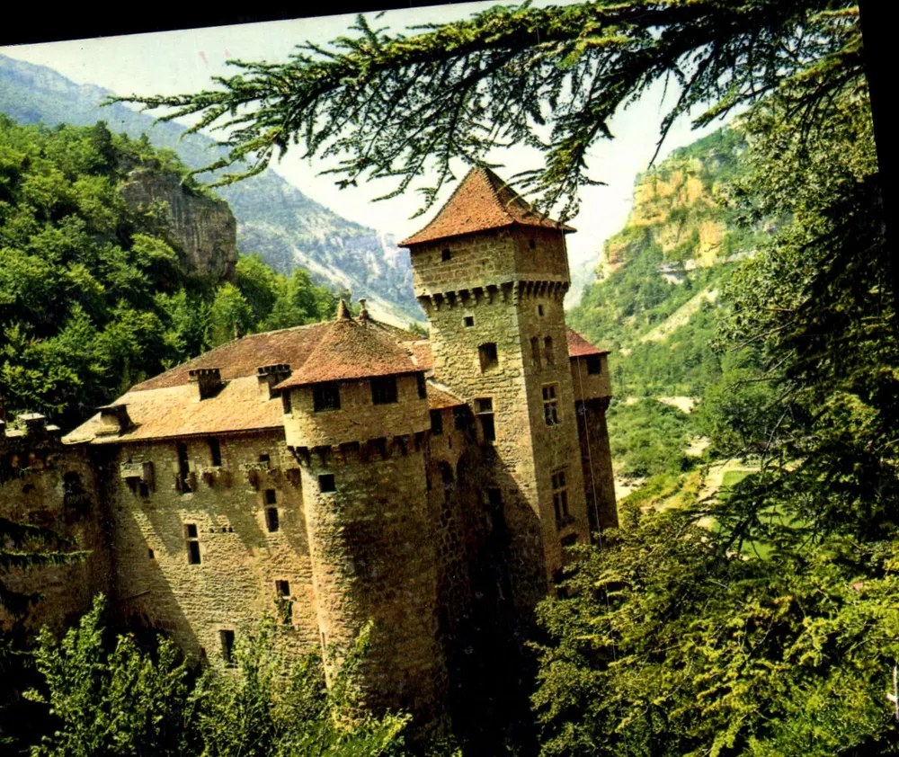 Schloss der Caze — Schluchten des Tarn (Lozère) — Éditions Yvot Paris, n° 73 - Vorderseite