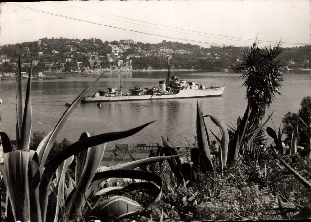 Villefranche-sur-Mer — Blick auf den Cap Ferrat — Édition 'La Giscarte' und n° 66 - Vorderseite