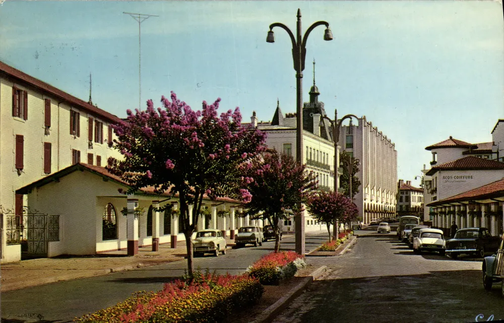 Square du Splendid — Ansicht der Rue Victor-Hugo in Dax — Verlag E.L. CHATAGNEAU - Vorderseite