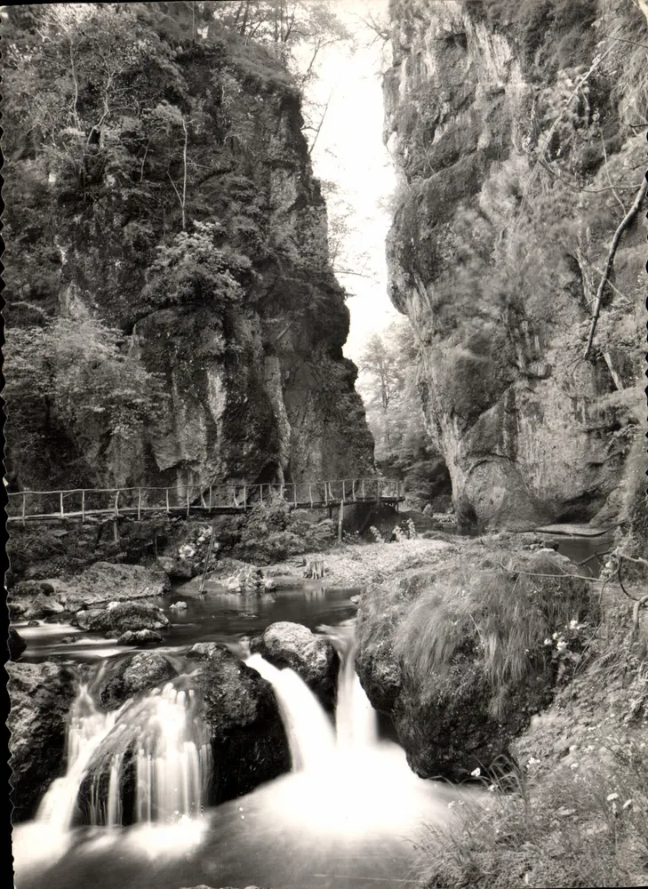 Le Pas de Cère — Vic-sur-Cère, Haute-Auvergne — Verlag Leblanc Bons & Cie, n°690 - Vorderseite