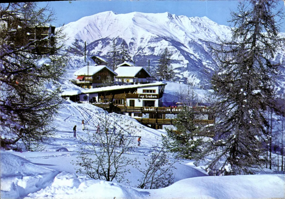 L'Op Traken — Hotel-Chalet em Super-Sauze — reprodução proibida - Frente
