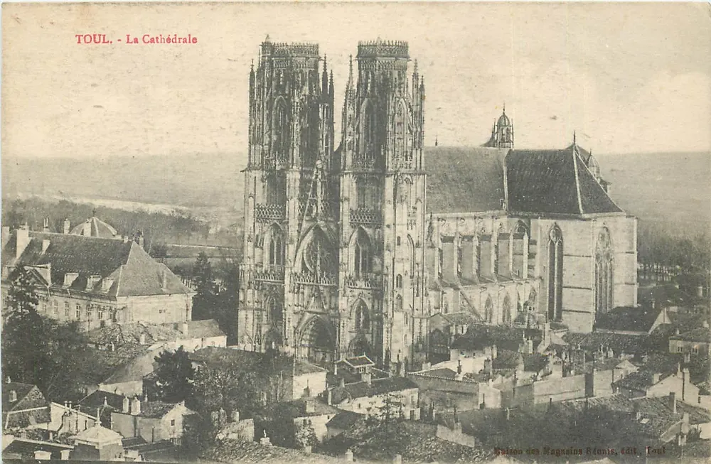 Toul - A Catedral — editor Magnesina Brünis, Toul - Frente