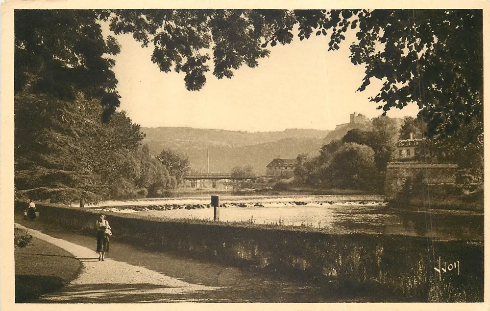 Besançon (Doubs) — Promenade Micaud, die Ufer des Doubs am Staudamm — Editions d'Art Yvonne - Vorderseite