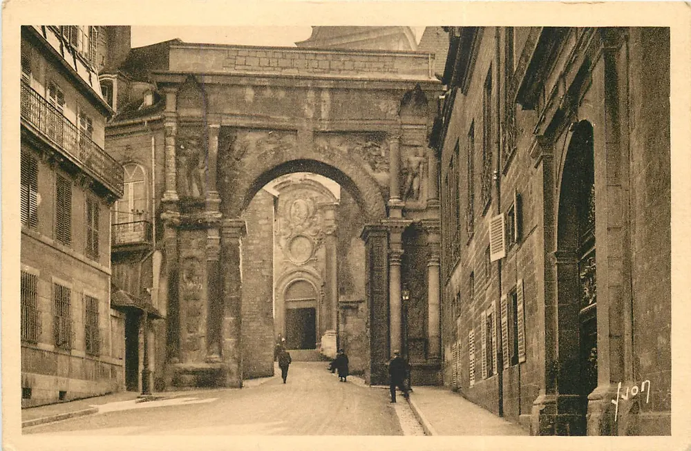 Besançon (Doubs) — A porta negra — As Edições de Arte 'Wol' Paris - Frente