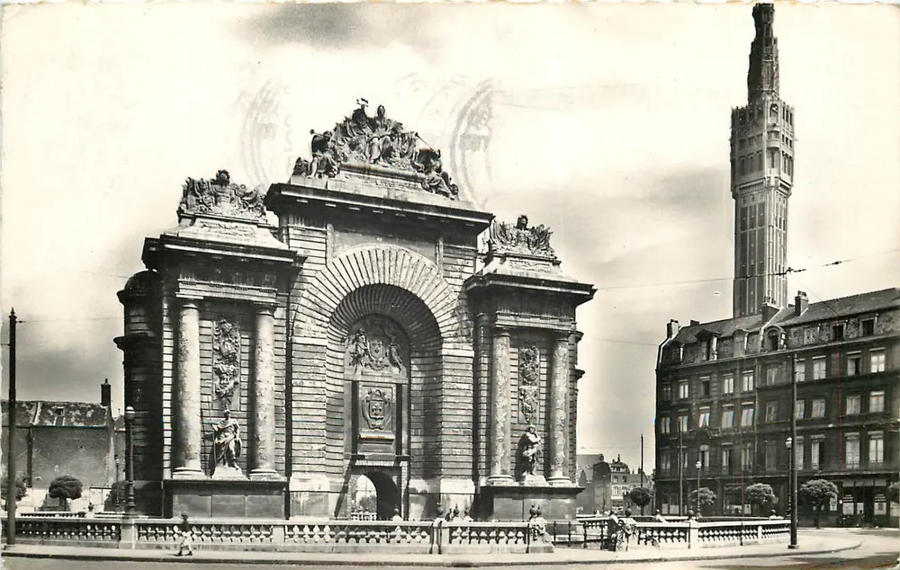 Lille — Porta de Paris — Éditions du Globe, n°5 - Frente