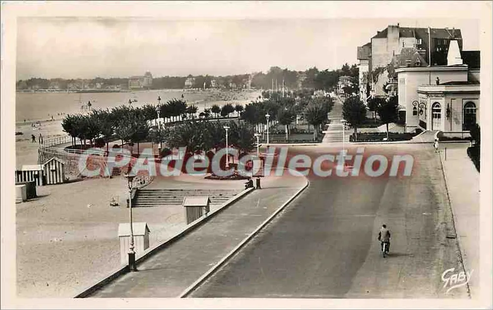 La Baule (S.-W.) — Esplanade des Casinos und der Strand — Editions GABY - Vorderseite