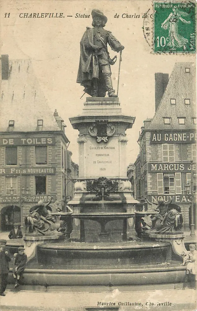 Charleville — Estátua de Charles de Contaz — Maurice Guillaume, Charleville - Frente