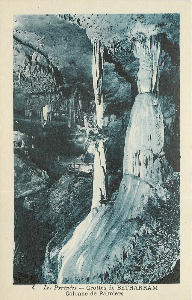 Los Pirineos — Cuevas de BETHARRAM — Columna de Palmeras - Anverso