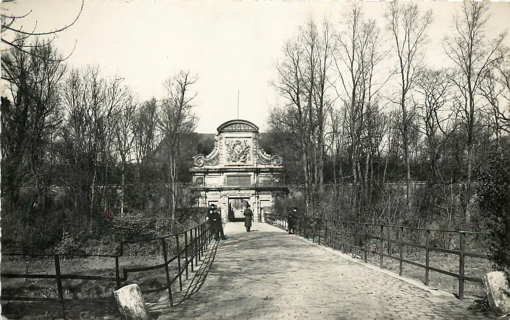 Lille — Entrada da Cidadela — Editor Géry, n°40 - Frente