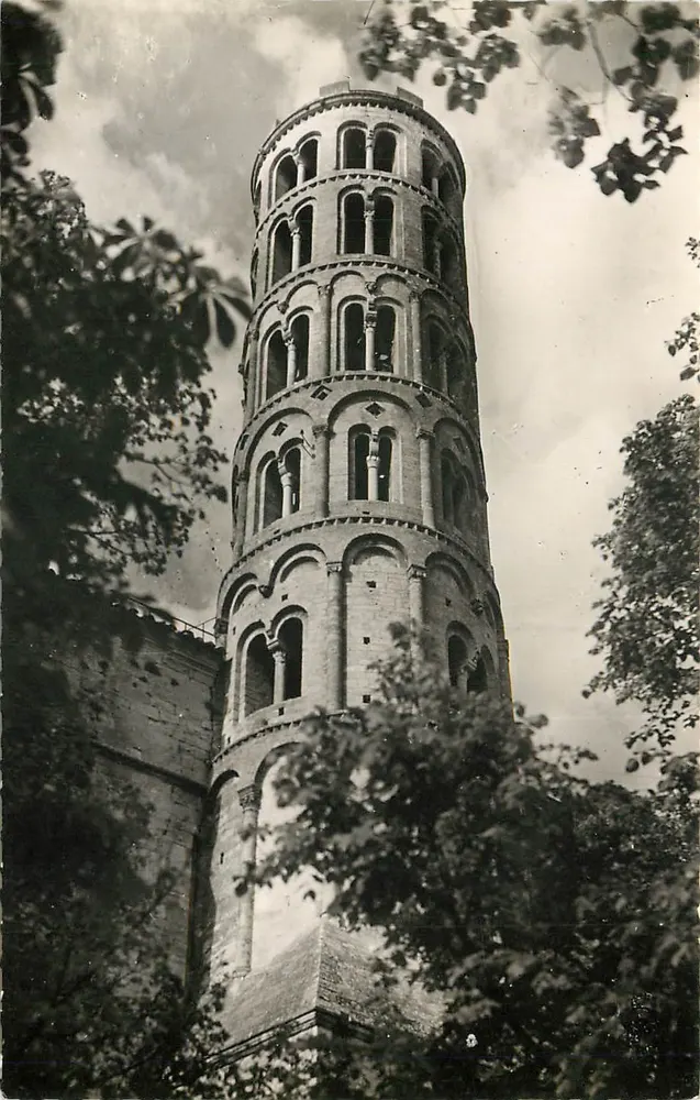 Uzes (Gard) — La Tour Fenestrelle (12. Jh.) — Éditions S.L., Avenue des Frères Lumière, Lyon - Vorderseite
