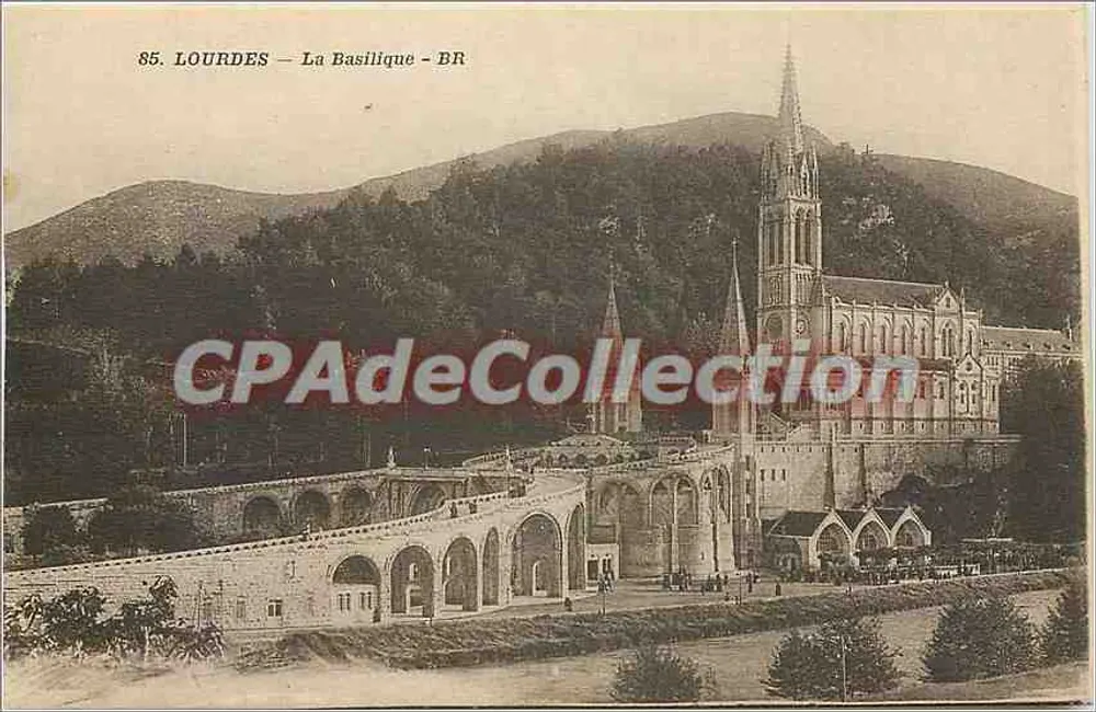 Lourdes — A Basílica — Bloc Frères, editores, Bordeaux. - Frente