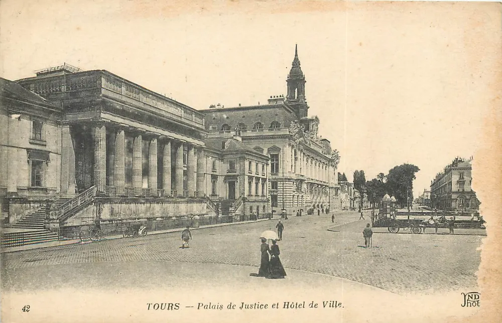 Tours — Palast der Gerechtigkeit und Rathaus — YND Phot - Vorderseite