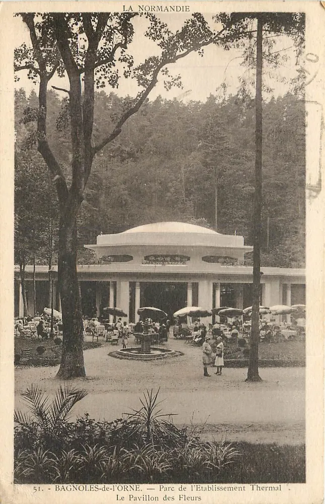 Bagnoles-de-l'Orne — Park des Thermalbades, Pavillon der Blumen — Éditions Artisques P. Lefebvre - Vorderseite