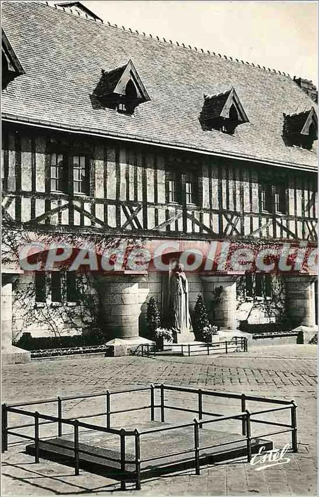 Rouen — Place du Marché — Estátua de Joana d'Arc — Éditions de Luxe Estel - Frente