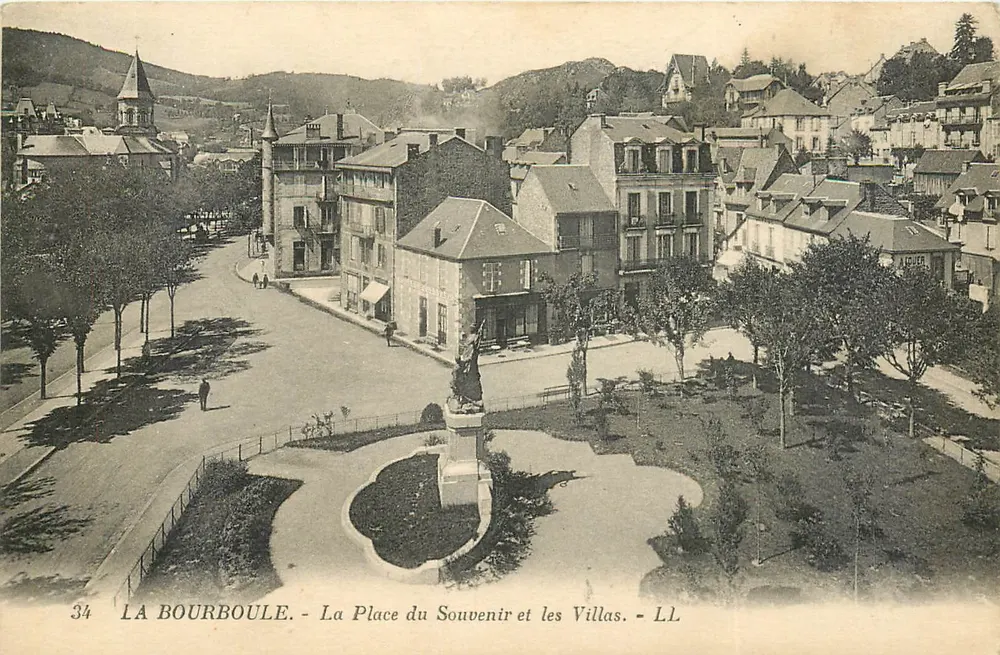 La Bourboule - Die Place du Souvenir und die Villas - LL - Vorderseite