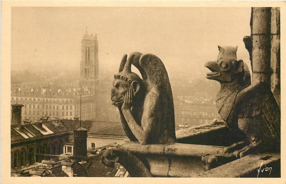 Nossa Senhora de Paris — Detalhe da fachada oeste — Chimères — Éditions d'Art Yvon - Frente