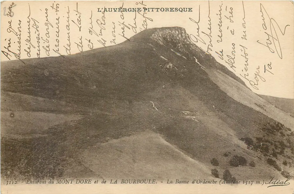 Umgebung von MONT DORE und LA BOURBOULE — La Banne d'Ordenche (Höhe 1517 m.) — pittoreske Auvergne - Vorderseite