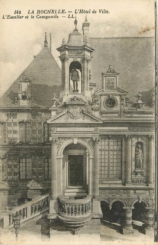 La Rochelle — Das Rathaus. Die Treppe und der Glockenturm — LL, n°142 - Vorderseite