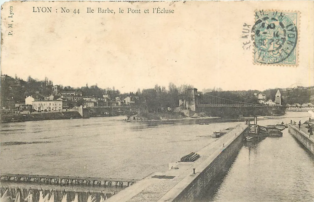 LYON : Número 44 - Ilha Barbe, o Ponte e a Eclusa — P.M., Lyon - Frente