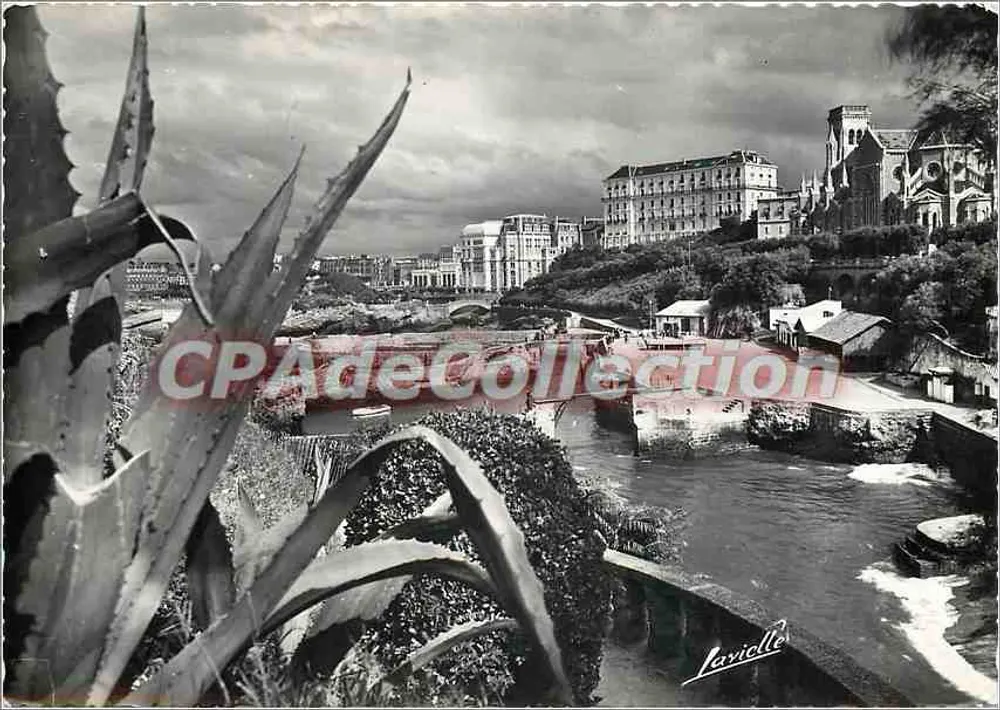 O Portos dos Pescadores — Biarritz — editor Lavielle, n° G. 1043 - Frente