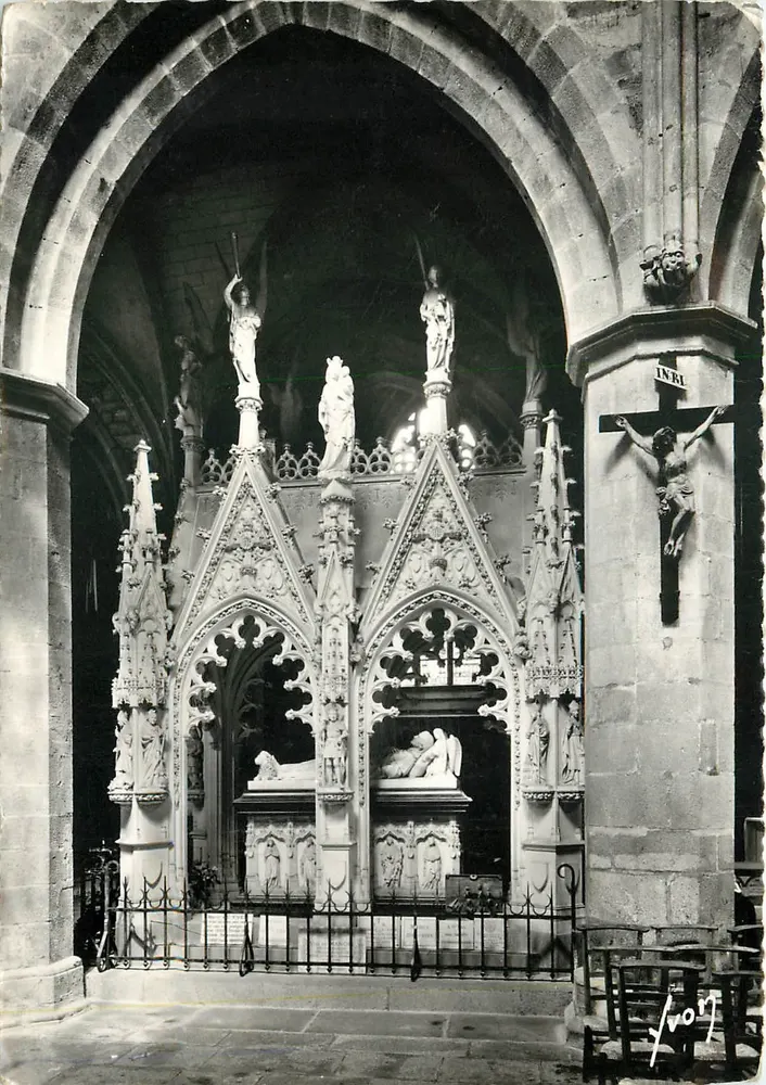Tombeau de Saint-Yves — Cathédrale de Tréguier — Éditions d'Art J. Joël - Recto