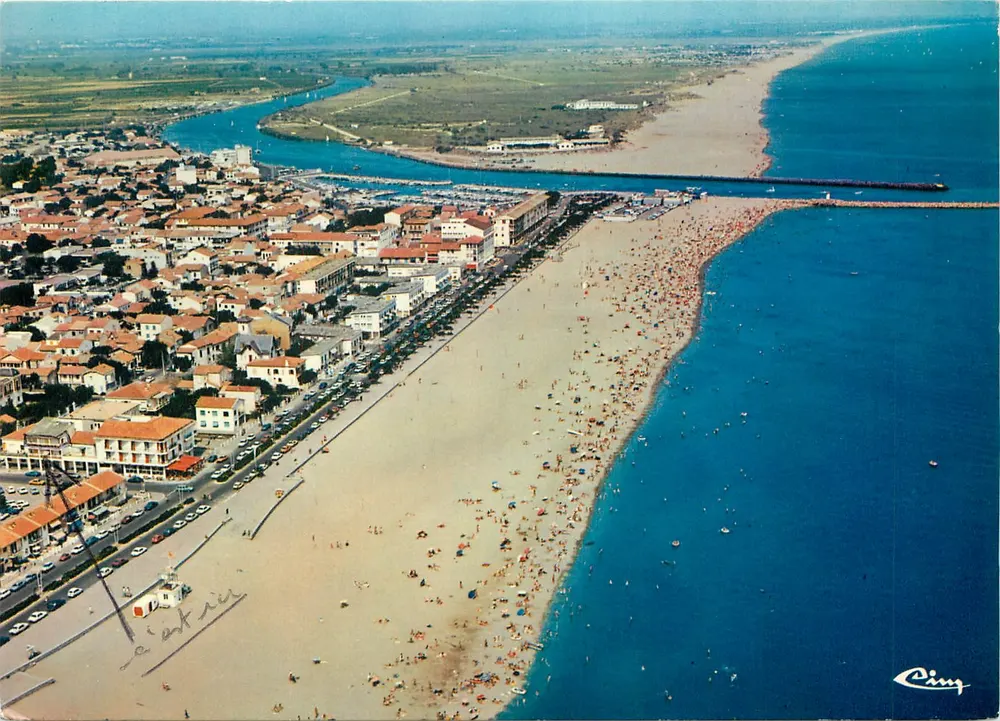 Valras-Plage (Hérault) — vue aérienne de la station et de la plage — Imprimerie Cambier, Mâcon - Recto