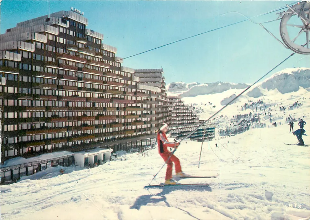 La Plagne (Savoie) — résidences et les Verdons — éditeur IRIS - Recto