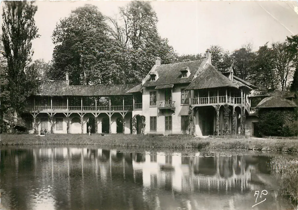 Versailles — Der Petit Trianon. Das Königinnenhaus — Éd. Art et Histoire, n° 444 - Vorderseite