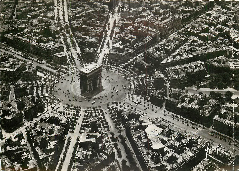 Paris — Der Arc de Triomphe und die Place de l'Étoile — Les Éditions d'Art, Paris, 15, Rue Marief - Vorderseite