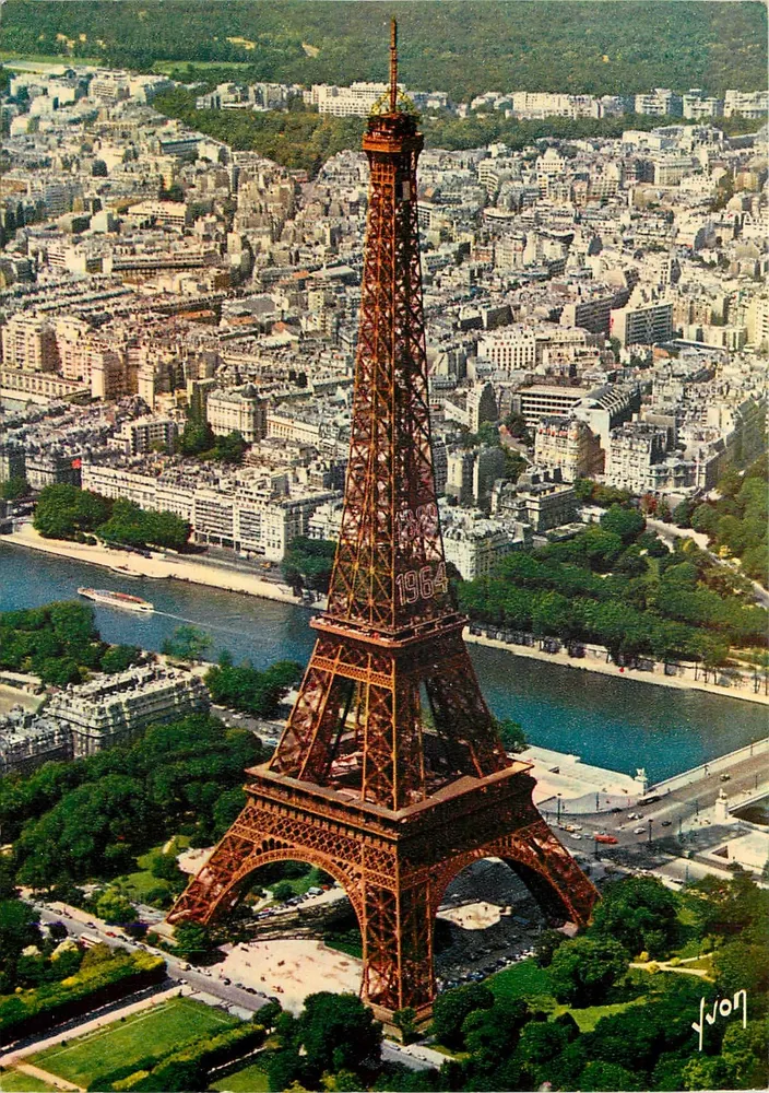 Torre Eiffel — vista aérea — Yvon, n° 10-5607 - Frente