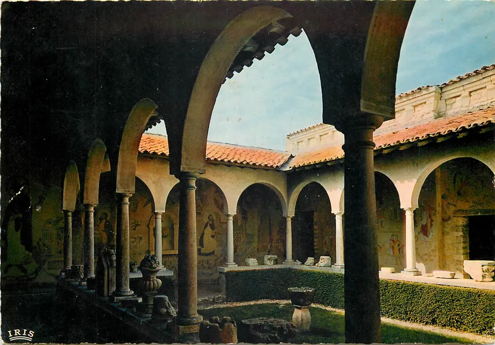 Ilha de Oléron — O claustro do Priorado — Edições « Théodé » Limoges - Frente