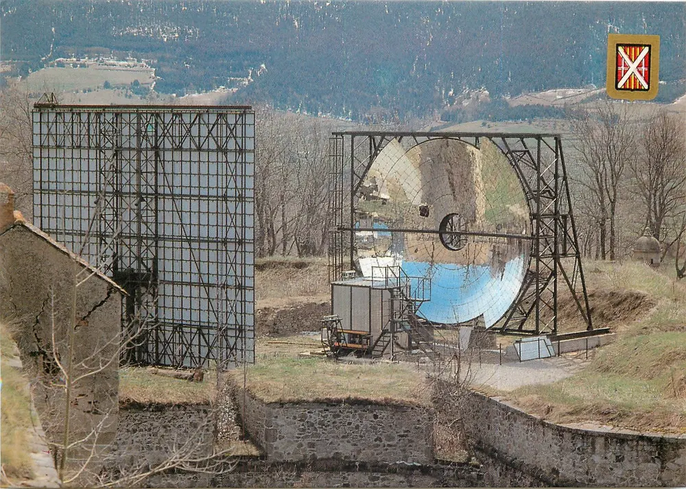 O Solário — Mont-Louis — Éditions DINO - Frente