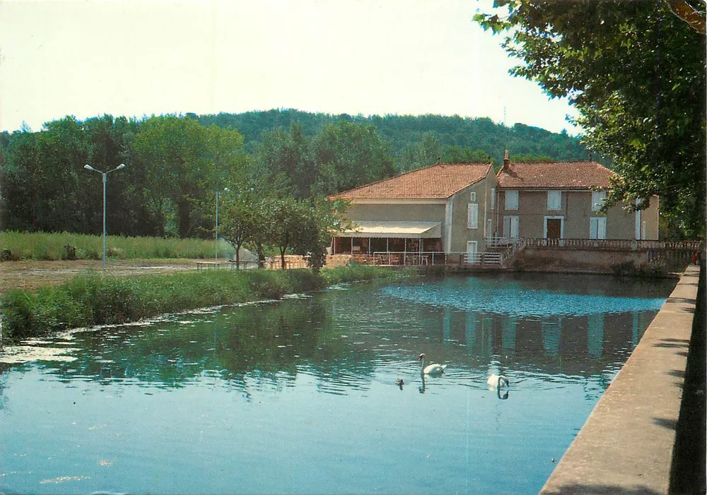 A Eclusa de Goudargues — Goudargues (Gard) — Éditions de Provence - Frente