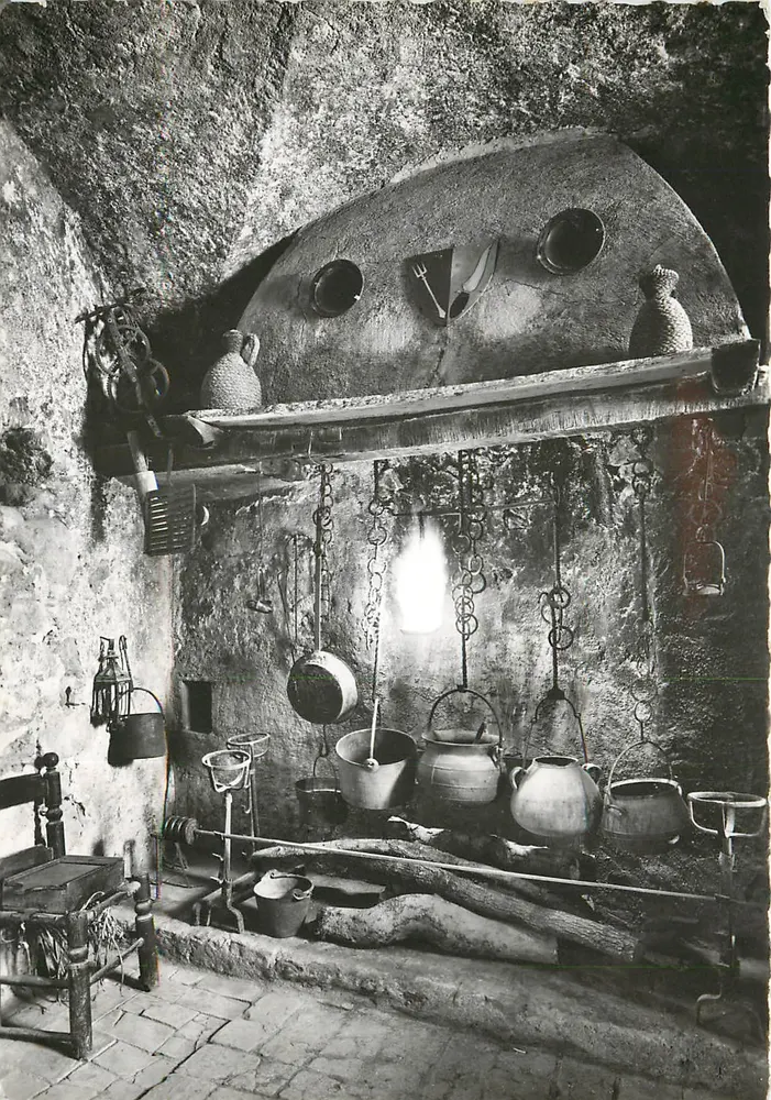 Roquebrune-Village — Das alte feudale Schloss — Die Küche — Editions S.E.T.T.E. Nice - Vorderseite