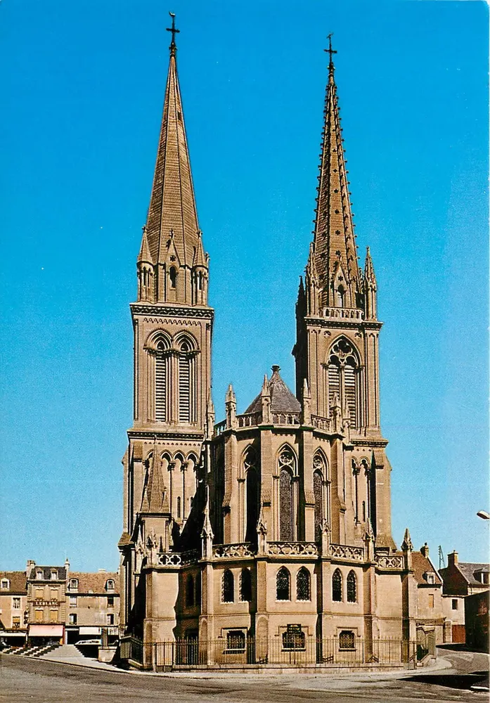 A Basílica de La Livranderie — Calvados — editor Coudaud-Prêtres, n° 22097-c - Frente