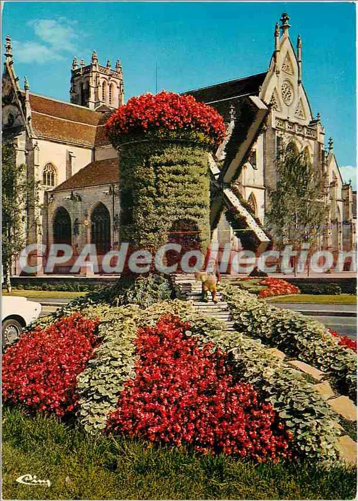 Kirche von Bourg-en-Bresse — blühender Garten — Antike Ansichtskarte - Vorderseite