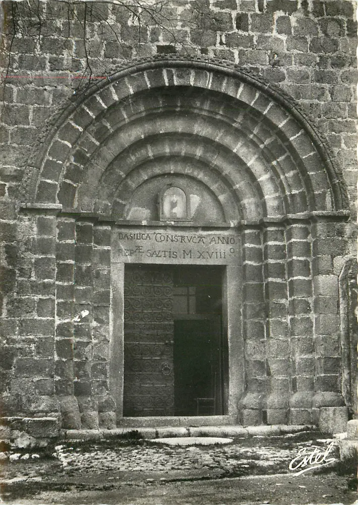 Eingang der Kirche — Serralongue — Verlag Estel - Vorderseite