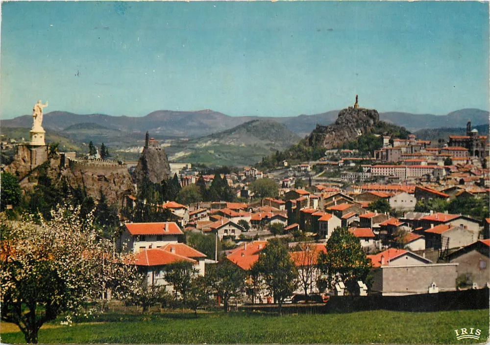 Le Puy-en-Velay — Vista Geral — IRIS - Frente