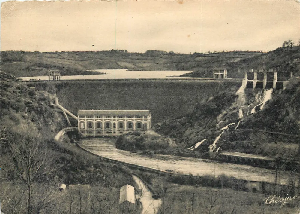 Barragem e fábrica de Eguzon — Vista de jusante — Editor: Les Éditions Modernes (n°21) - Frente