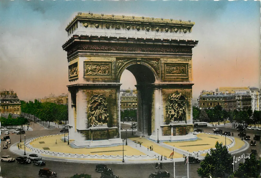 Paris — The Arc de Triomphe de l'Étoile — Les Éditions d'Art Marrel - Front