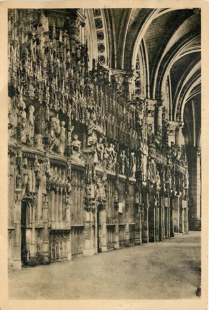 Catedral de Chartres — Claustro do Coro e Déambulatório (lado sul) — Rouvet, n° 100 - Frente