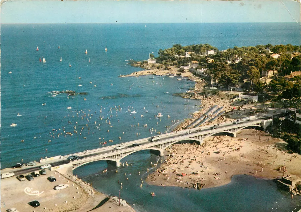 Saint-Aygulf (Var) — Panoramablick auf den Strand — CIM - Vorderseite