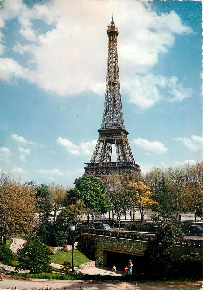 Paris - A Torre Eiffel — Ganycolor, n° 8036 - Frente