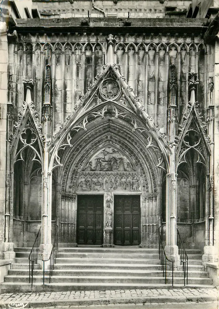 Chaumont (Haute-Marne) - Kirche Saint-Jean - Der Portal — Verleger C.W. (C.W. Fotograf) - Vorderseite