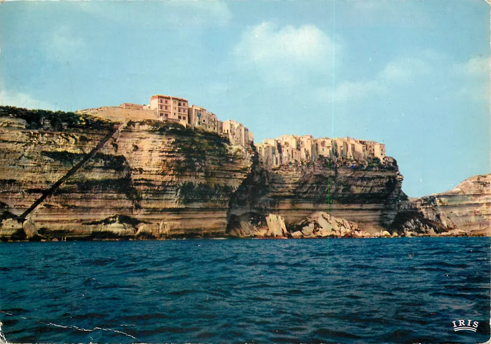Bonifacio - Die Oberstadt und die Treppe des Königs von Aragon — Éditions IRIS - Vorderseite