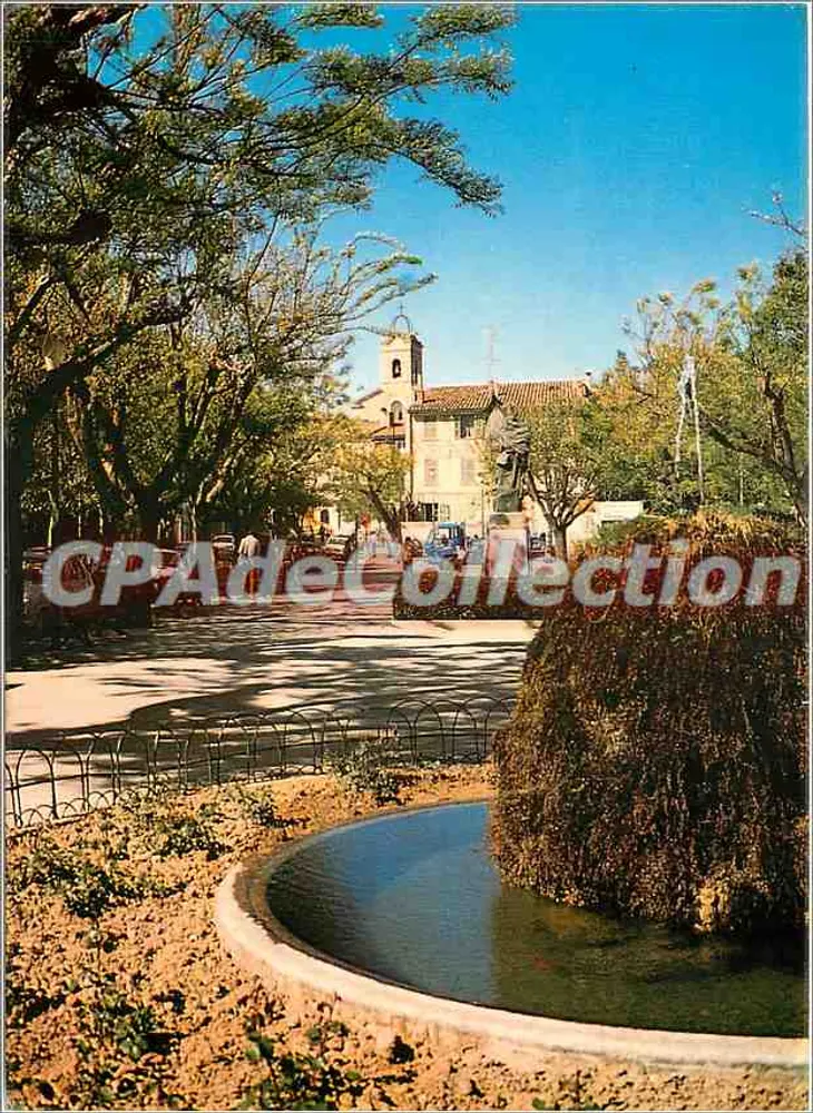 Le Beausset — Place de la Liberté — Les Éditions Chromé, n° 10 265 - Frente