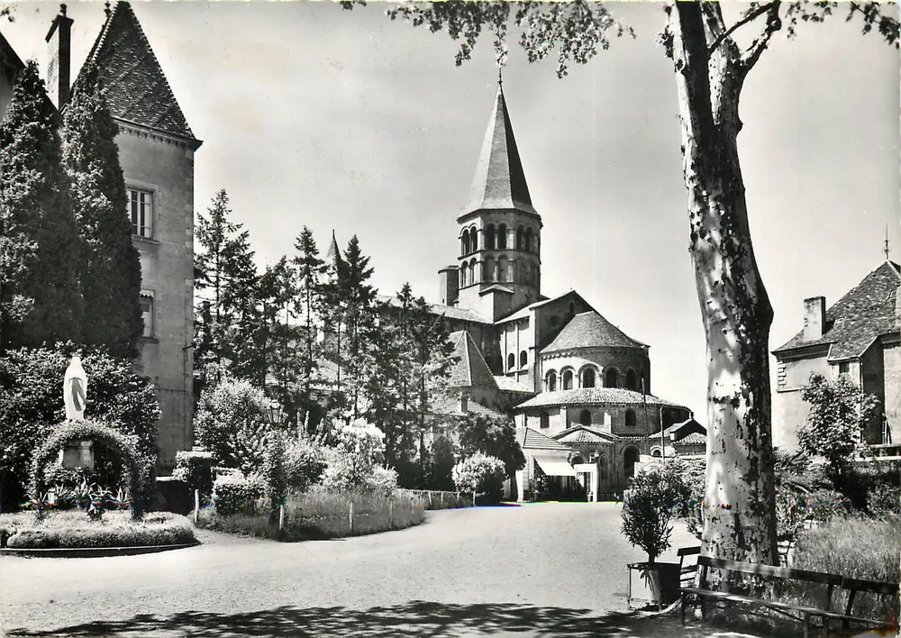 Paray-le-Monial — Die Basilika und der Park der Chapelains — Les Tirages Modernes - Vorderseite