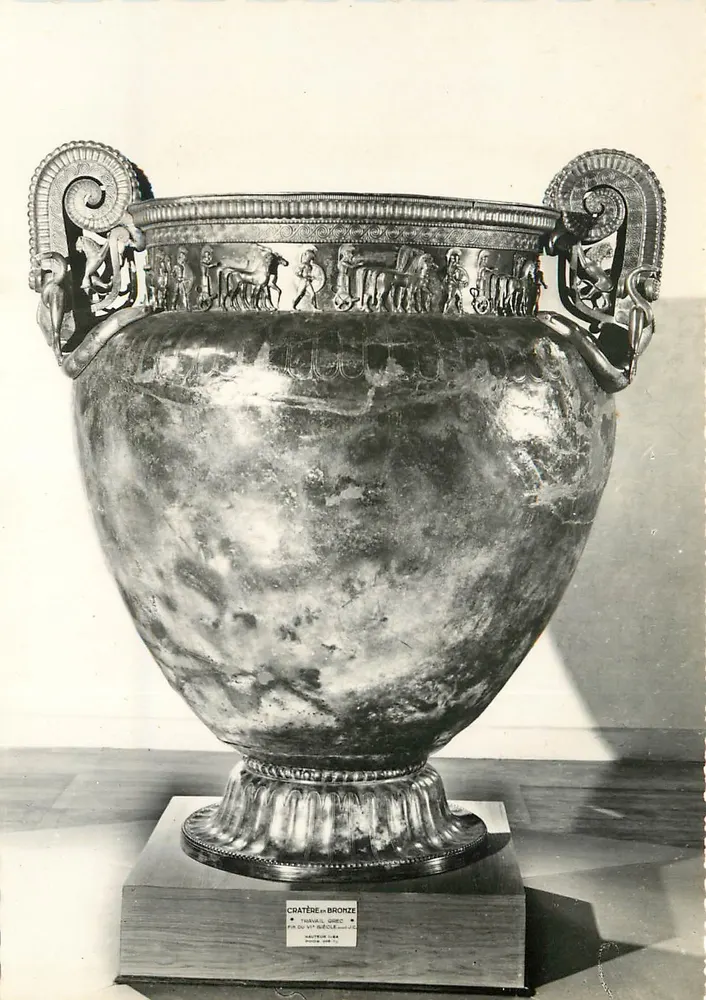 Krucze brązowe — Grobowiec książęcy w Vix — Muzeum w Chatillon-sur-Seine - Awers