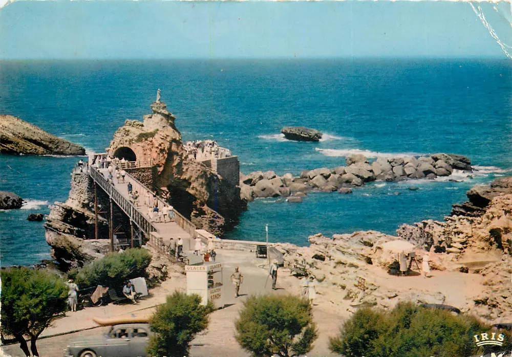 Vue sur le Rocher de la Vierge — Biarritz — editor IRIS, n°3310 - Anverso